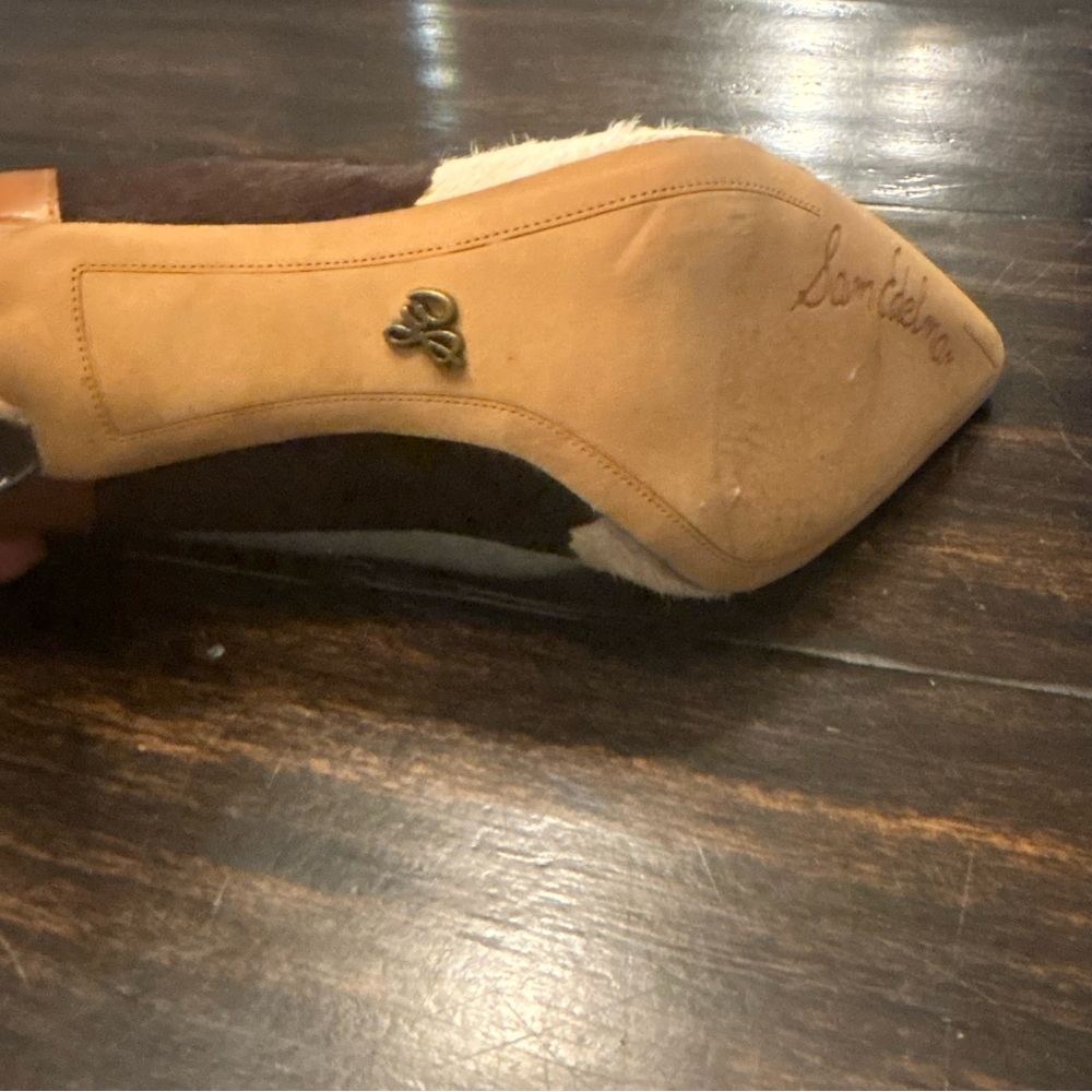 Sam Edelman Desiree Cow Print and Tan Heels -
Size 6 - Picture 6 of 9